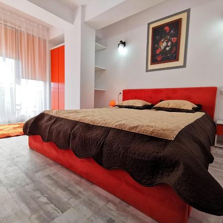 Orange Apartment-Brilliant Apartments Констанца Экстерьер фото