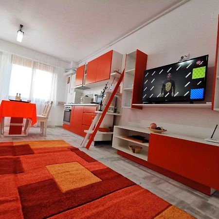 Orange Apartment-Brilliant Apartments Констанца Экстерьер фото